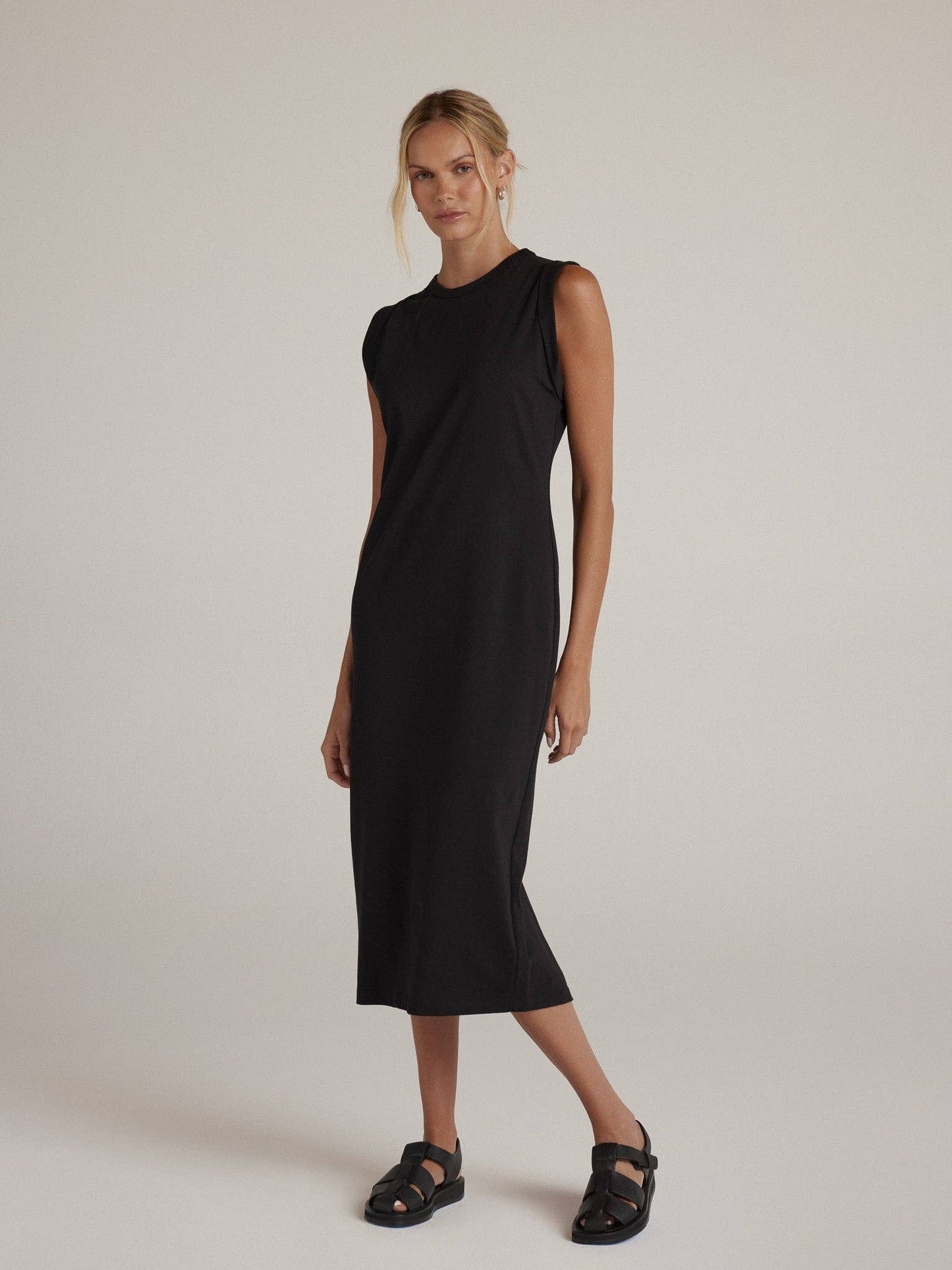 Sleeveless Black "David" Maxi Dress