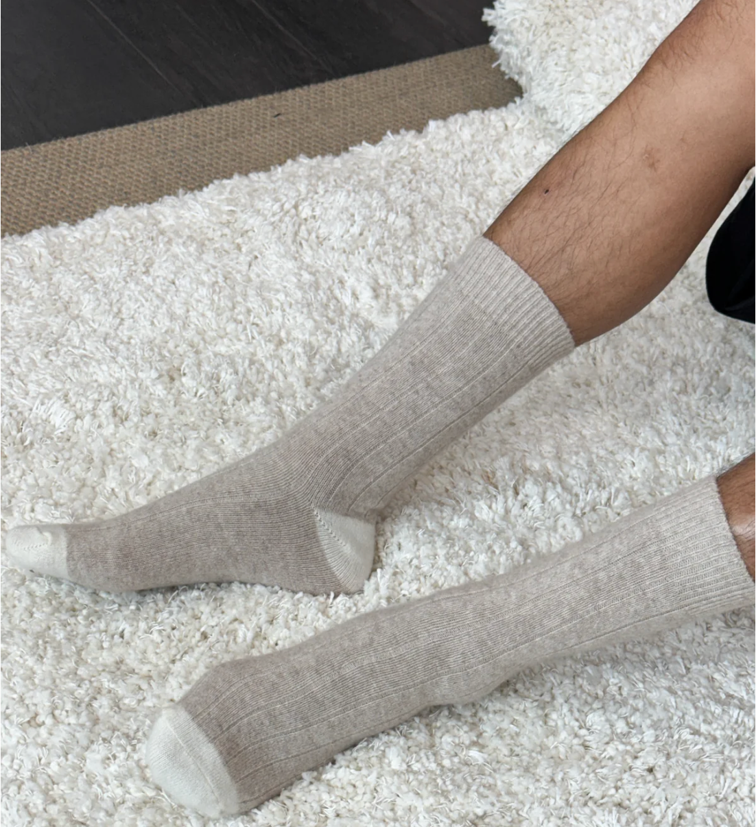 Le Bon Shoppe Classic Extended Cashmere Socks | Fawn