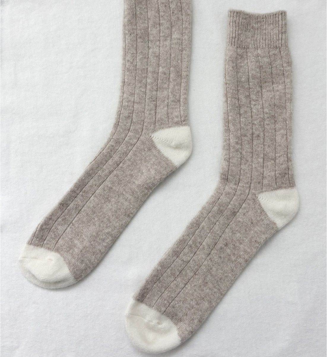 Le Bon Shoppe Classic Extended Cashmere Socks | Fawn