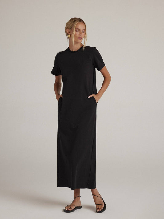 T-Shirt Style Short Sleeve "WALKER" Maxi Dress - Black