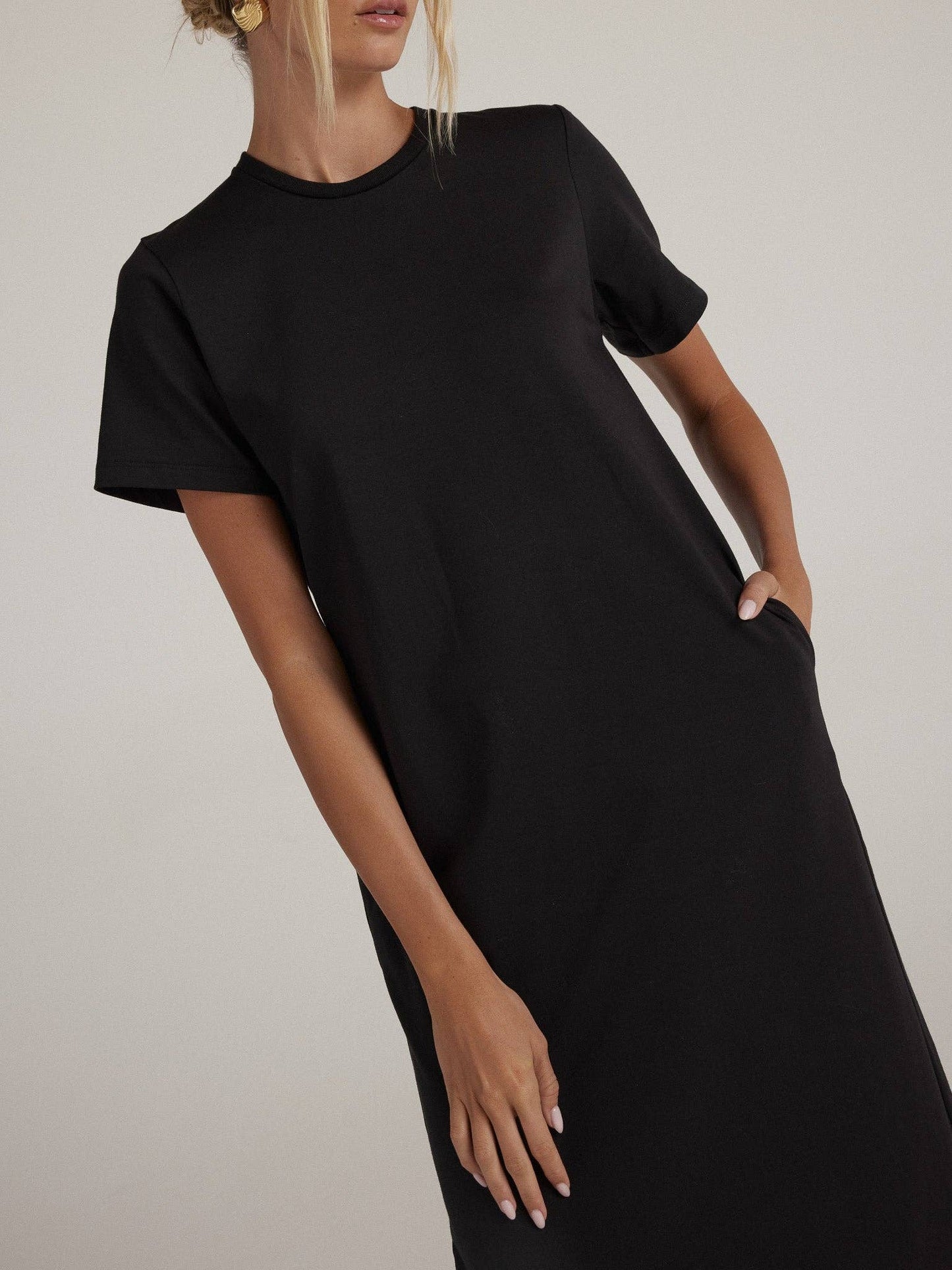 T-Shirt Style Short Sleeve "WALKER" Maxi Dress - Black